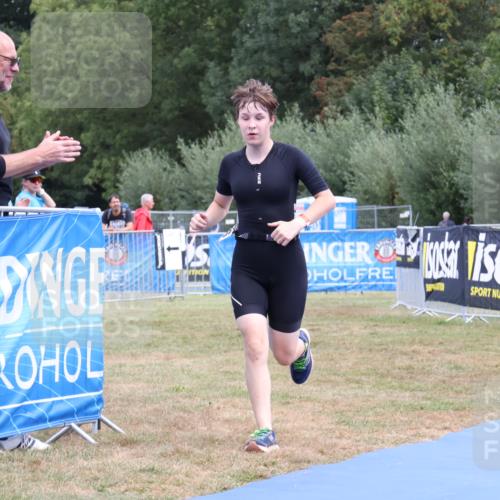 31.08.2025 - Elbe Triathlon Hamburg Strokosch-Dieckow http://msf.ph/oto/8657425 31.08.2025 12:43:21 Ziel 1626 meine-sportfotos.de