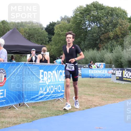 31.08.2025 - Elbe Triathlon Hamburg Strokosch-Dieckow http://msf.ph/oto/8657450 31.08.2025 12:44:05 Ziel 1621 meine-sportfotos.de