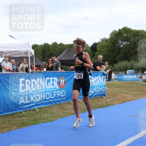 31.08.2025 - Elbe Triathlon Hamburg Strokosch-Dieckow http://msf.ph/oto/8657470 31.08.2025 12:50:10 Ziel 1625 meine-sportfotos.de