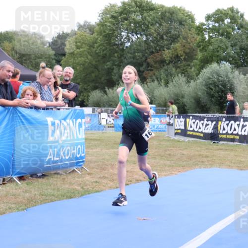 31.08.2025 - Elbe Triathlon Hamburg Strokosch-Dieckow http://msf.ph/oto/8657491 31.08.2025 12:51:57 Ziel 1686, 1697 meine-sportfotos.de