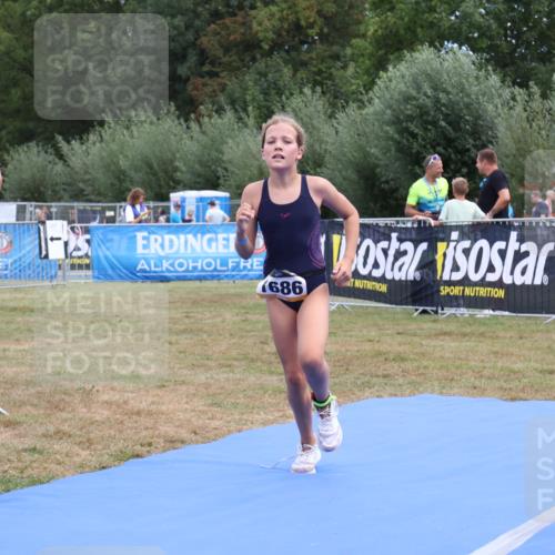 31.08.2025 - Elbe Triathlon Hamburg Strokosch-Dieckow http://msf.ph/oto/8657497 31.08.2025 12:52:01 Ziel 1686, 1697 meine-sportfotos.de