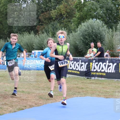 31.08.2025 - Elbe Triathlon Hamburg Strokosch-Dieckow http://msf.ph/oto/8657502 31.08.2025 12:52:11 Ziel 1619, 1668, 1675, 1679 meine-sportfotos.de