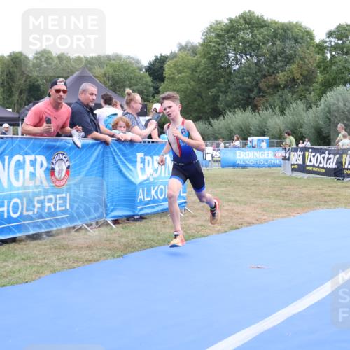 31.08.2025 - Elbe Triathlon Hamburg Strokosch-Dieckow http://msf.ph/oto/8657513 31.08.2025 12:52:20 Ziel 1675 meine-sportfotos.de