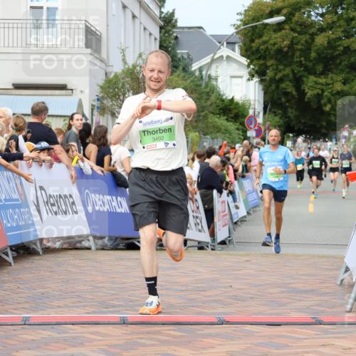 31.08.2025 - 21. Blankeneser Heldenlauf Strokosch-Dieckow http://msf.ph/oto/8657515 31.08.2025 10:54:43 Ziel 3492, 3462 meine-sportfotos.de