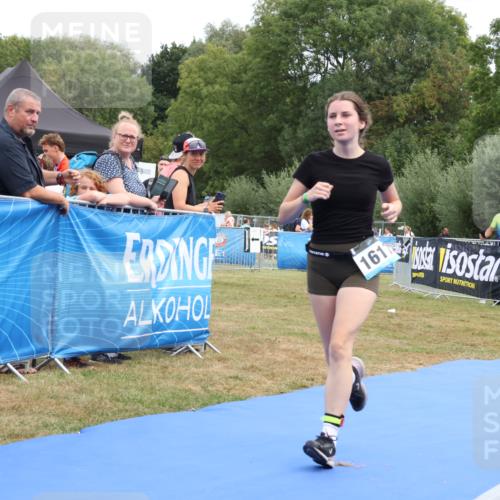 31.08.2025 - Elbe Triathlon Hamburg Strokosch-Dieckow http://msf.ph/oto/8657528 31.08.2025 12:52:50 Ziel 1616, 1617, 1630 meine-sportfotos.de