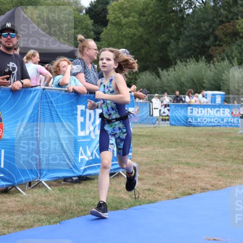 31.08.2025 - Elbe Triathlon Hamburg Strokosch-Dieckow http://msf.ph/oto/8657551 31.08.2025 12:54:55 Ziel 1689, 1690 meine-sportfotos.de