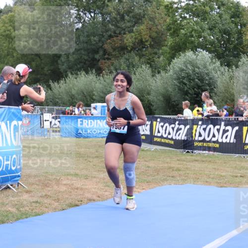 31.08.2025 - Elbe Triathlon Hamburg Strokosch-Dieckow http://msf.ph/oto/8657557 31.08.2025 12:55:31 Ziel 1557, 1693 meine-sportfotos.de