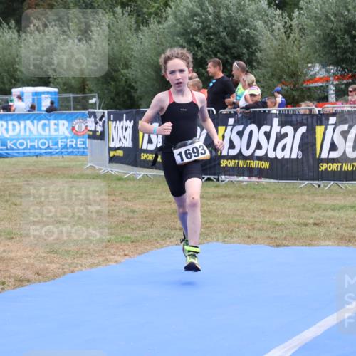31.08.2025 - Elbe Triathlon Hamburg Strokosch-Dieckow http://msf.ph/oto/8657564 31.08.2025 12:55:34 Ziel 1557, 1662, 1693 meine-sportfotos.de