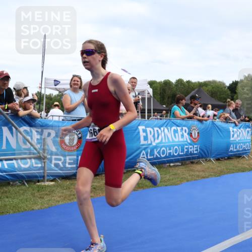 31.08.2025 - Elbe Triathlon Hamburg Strokosch-Dieckow http://msf.ph/oto/8657575 31.08.2025 12:55:43 Ziel 1662 meine-sportfotos.de