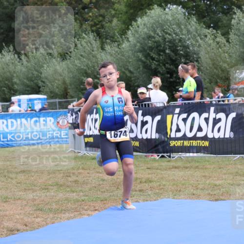 31.08.2025 - Elbe Triathlon Hamburg Strokosch-Dieckow http://msf.ph/oto/8657587 31.08.2025 12:56:34 Ziel 1674 meine-sportfotos.de