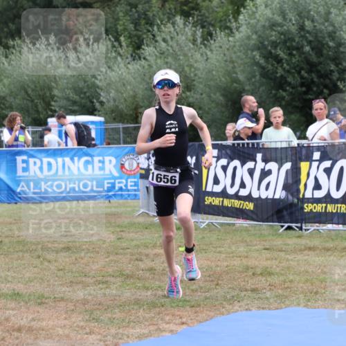 31.08.2025 - Elbe Triathlon Hamburg Strokosch-Dieckow http://msf.ph/oto/8657615 31.08.2025 12:57:42 Ziel 1656 meine-sportfotos.de