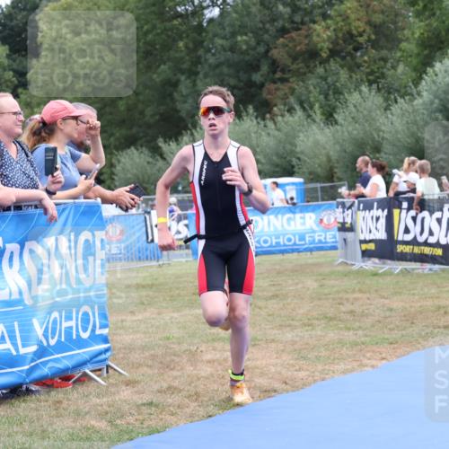31.08.2025 - Elbe Triathlon Hamburg Strokosch-Dieckow http://msf.ph/oto/8657639 31.08.2025 12:58:05 Ziel 1640 meine-sportfotos.de