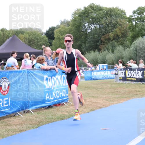 31.08.2025 - Elbe Triathlon Hamburg Strokosch-Dieckow http://msf.ph/oto/8657641 31.08.2025 12:58:06 Ziel 1640 meine-sportfotos.de