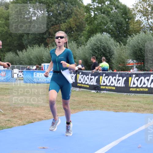 31.08.2025 - Elbe Triathlon Hamburg Strokosch-Dieckow http://msf.ph/oto/8657663 31.08.2025 12:58:38 Ziel 1657, 1667 meine-sportfotos.de