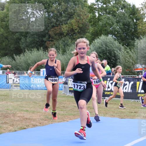 31.08.2025 - Elbe Triathlon Hamburg Strokosch-Dieckow http://msf.ph/oto/8657682 31.08.2025 12:58:55 Ziel 1687, 1696 meine-sportfotos.de