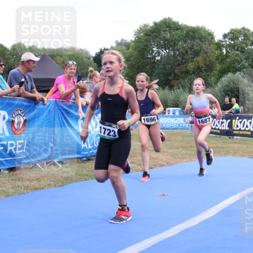 31.08.2025 - Elbe Triathlon Hamburg Strokosch-Dieckow http://msf.ph/oto/8657685 31.08.2025 12:58:55 Ziel 1687, 1696 meine-sportfotos.de