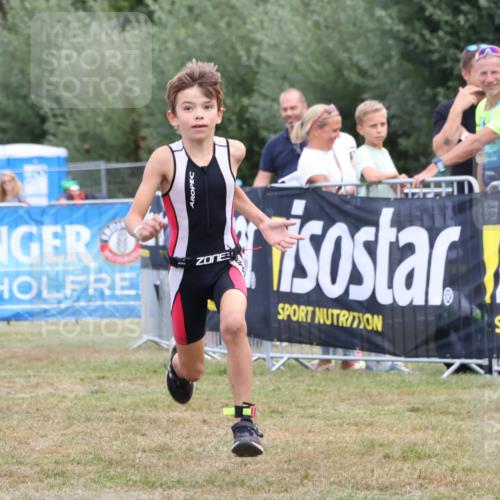 31.08.2025 - Elbe Triathlon Hamburg Strokosch-Dieckow http://msf.ph/oto/8657699 31.08.2025 12:59:29 Ziel 1704 meine-sportfotos.de