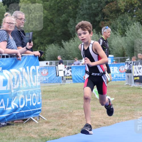 31.08.2025 - Elbe Triathlon Hamburg Strokosch-Dieckow http://msf.ph/oto/8657702 31.08.2025 12:59:30 Ziel 1704 meine-sportfotos.de