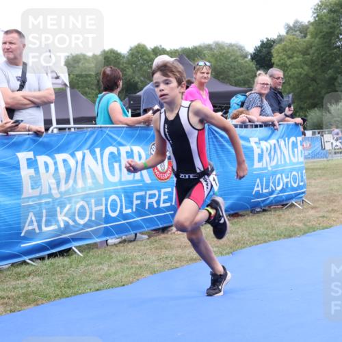 31.08.2025 - Elbe Triathlon Hamburg Strokosch-Dieckow http://msf.ph/oto/8657706 31.08.2025 12:59:31 Ziel 1704 meine-sportfotos.de