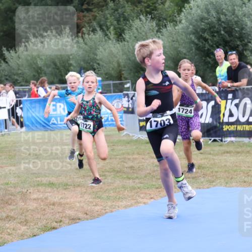 31.08.2025 - Elbe Triathlon Hamburg Strokosch-Dieckow http://msf.ph/oto/8657710 31.08.2025 13:00:15 Ziel 1700, 1703, 1709, 1713, 1722, 1724 meine-sportfotos.de