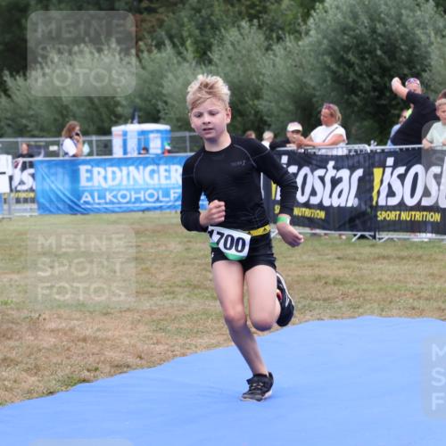 31.08.2025 - Elbe Triathlon Hamburg Strokosch-Dieckow http://msf.ph/oto/8657729 31.08.2025 13:00:24 Ziel 1700 meine-sportfotos.de