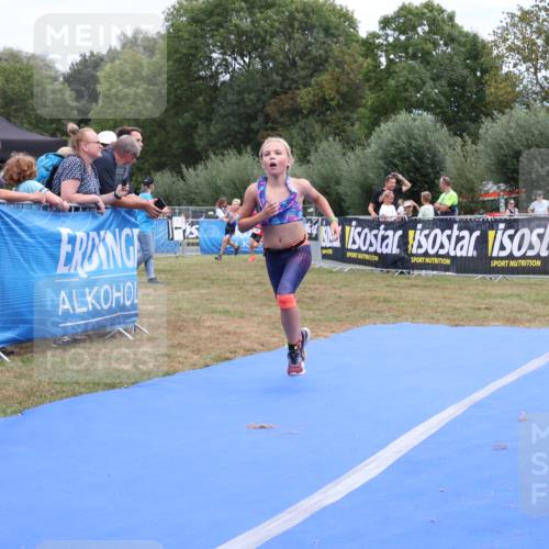 31.08.2025 - Elbe Triathlon Hamburg Strokosch-Dieckow http://msf.ph/oto/8657736 31.08.2025 13:00:45 Ziel 1652, 1681, 1718, 1725 meine-sportfotos.de