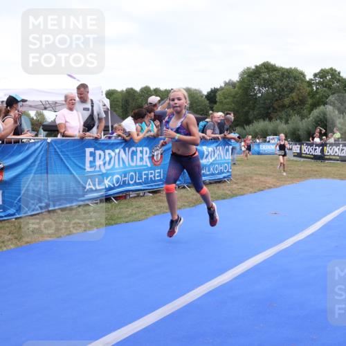 31.08.2025 - Elbe Triathlon Hamburg Strokosch-Dieckow http://msf.ph/oto/8657743 31.08.2025 13:00:46 Ziel 1652, 1681, 1718, 1725 meine-sportfotos.de