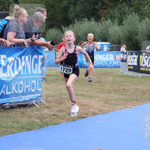 31.08.2025 - Elbe Triathlon Hamburg Strokosch-Dieckow http://msf.ph/oto/8657747 31.08.2025 13:00:48 Ziel 1652, 1681, 1718, 1725 meine-sportfotos.de