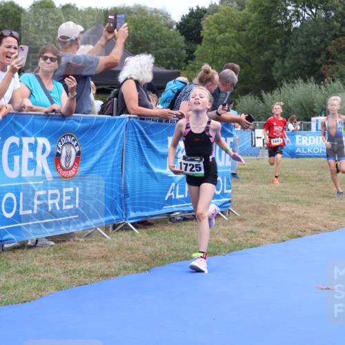 31.08.2025 - Elbe Triathlon Hamburg Strokosch-Dieckow http://msf.ph/oto/8657751 31.08.2025 13:00:48 Ziel 1652, 1681, 1718, 1725 meine-sportfotos.de