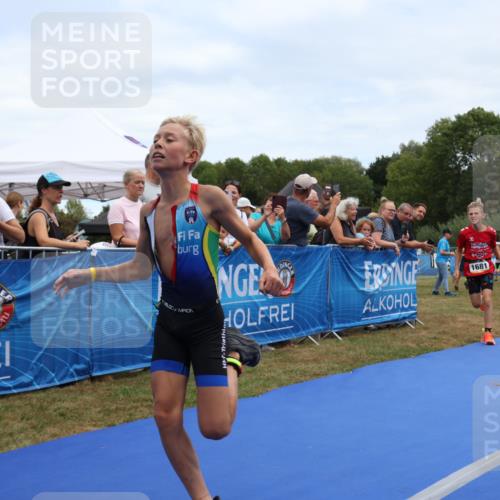 31.08.2025 - Elbe Triathlon Hamburg Strokosch-Dieckow http://msf.ph/oto/8657761 31.08.2025 13:00:51 Ziel 1652, 1681, 1692, 1718, 1725 meine-sportfotos.de