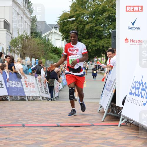 31.08.2025 - 21. Blankeneser Heldenlauf Strokosch-Dieckow http://msf.ph/oto/8657764 31.08.2025 10:54:11 Ziel 3506, 3538 meine-sportfotos.de