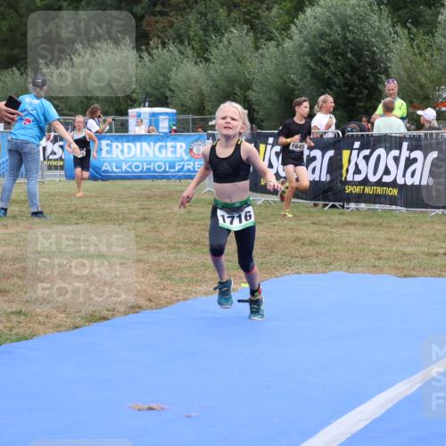 31.08.2025 - Elbe Triathlon Hamburg Strokosch-Dieckow http://msf.ph/oto/8657783 31.08.2025 13:01:04 Ziel 1692, 1710, 1716, 1721 meine-sportfotos.de