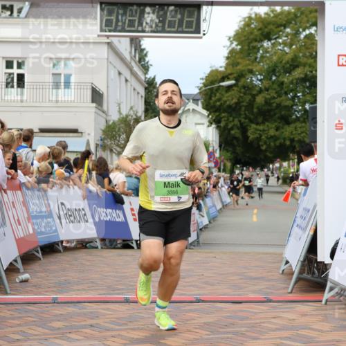 31.08.2025 - 21. Blankeneser Heldenlauf Strokosch-Dieckow http://msf.ph/oto/8657835 31.08.2025 10:53:26 Ziel 3356, 3371 meine-sportfotos.de