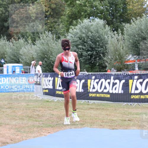 31.08.2025 - Elbe Triathlon Hamburg Strokosch-Dieckow http://msf.ph/oto/8657869 31.08.2025 13:02:36 Ziel 1644 meine-sportfotos.de