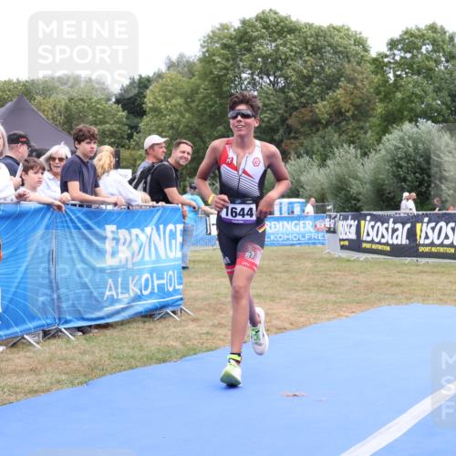 31.08.2025 - Elbe Triathlon Hamburg Strokosch-Dieckow http://msf.ph/oto/8657873 31.08.2025 13:02:38 Ziel 1644 meine-sportfotos.de