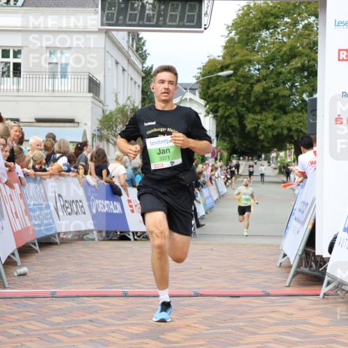 31.08.2025 - 21. Blankeneser Heldenlauf Strokosch-Dieckow http://msf.ph/oto/8657894 31.08.2025 10:53:20 Ziel 3371, 3636, 3272 meine-sportfotos.de
