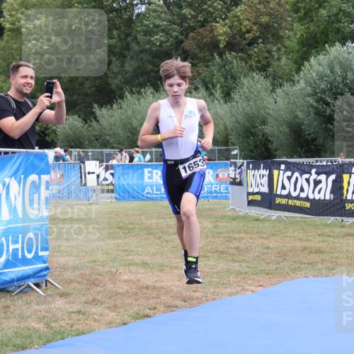 31.08.2025 - Elbe Triathlon Hamburg Strokosch-Dieckow http://msf.ph/oto/8657905 31.08.2025 13:03:35 Ziel 1653 meine-sportfotos.de