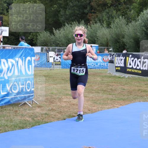 31.08.2025 - Elbe Triathlon Hamburg Strokosch-Dieckow http://msf.ph/oto/8657916 31.08.2025 13:03:52 Ziel 1715 meine-sportfotos.de