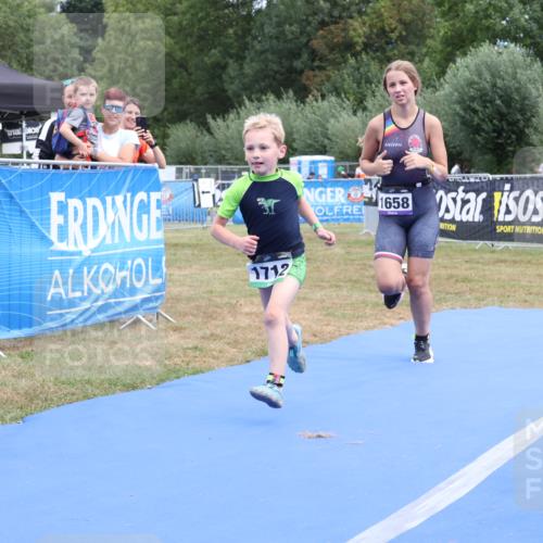 31.08.2025 - Elbe Triathlon Hamburg Strokosch-Dieckow http://msf.ph/oto/8657924 31.08.2025 13:04:14 Ziel 1658, 1712 meine-sportfotos.de