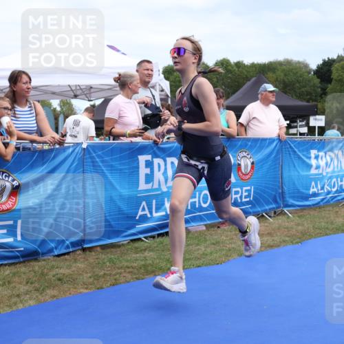 31.08.2025 - Elbe Triathlon Hamburg Strokosch-Dieckow http://msf.ph/oto/8657940 31.08.2025 13:04:38 Ziel 1664 meine-sportfotos.de