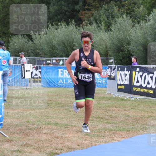 31.08.2025 - Elbe Triathlon Hamburg Strokosch-Dieckow http://msf.ph/oto/8657941 31.08.2025 13:05:01 Ziel 1646 meine-sportfotos.de