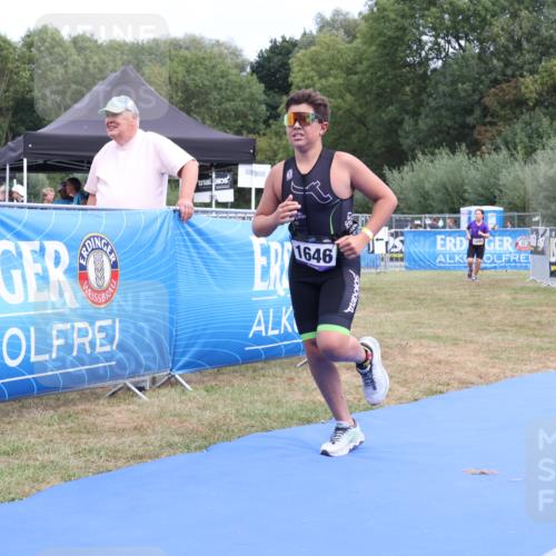 31.08.2025 - Elbe Triathlon Hamburg Strokosch-Dieckow http://msf.ph/oto/8657950 31.08.2025 13:05:03 Ziel 1646, 1694 meine-sportfotos.de