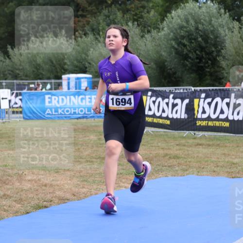 31.08.2025 - Elbe Triathlon Hamburg Strokosch-Dieckow http://msf.ph/oto/8657957 31.08.2025 13:05:09 Ziel 1694 meine-sportfotos.de