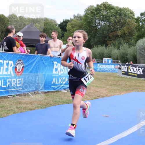31.08.2025 - Elbe Triathlon Hamburg Strokosch-Dieckow http://msf.ph/oto/8657980 31.08.2025 13:06:24 Ziel 1720 meine-sportfotos.de