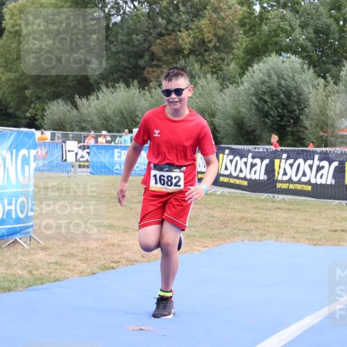 31.08.2025 - Elbe Triathlon Hamburg Strokosch-Dieckow http://msf.ph/oto/8657986 31.08.2025 13:06:37 Ziel 1682 meine-sportfotos.de