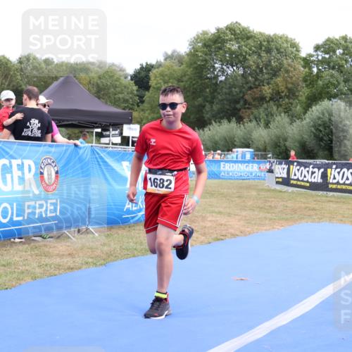 31.08.2025 - Elbe Triathlon Hamburg Strokosch-Dieckow http://msf.ph/oto/8657989 31.08.2025 13:06:38 Ziel 1682 meine-sportfotos.de
