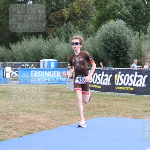 31.08.2025 - Elbe Triathlon Hamburg Strokosch-Dieckow http://msf.ph/oto/8658015 31.08.2025 13:07:43 Ziel 1637 meine-sportfotos.de