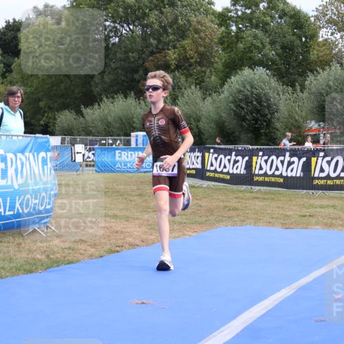 31.08.2025 - Elbe Triathlon Hamburg Strokosch-Dieckow http://msf.ph/oto/8658017 31.08.2025 13:07:43 Ziel 1637 meine-sportfotos.de