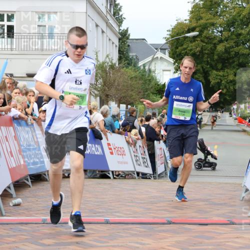 31.08.2025 - 21. Blankeneser Heldenlauf Strokosch-Dieckow http://msf.ph/oto/8658019 31.08.2025 10:52:48 Ziel 3706, 3473 meine-sportfotos.de