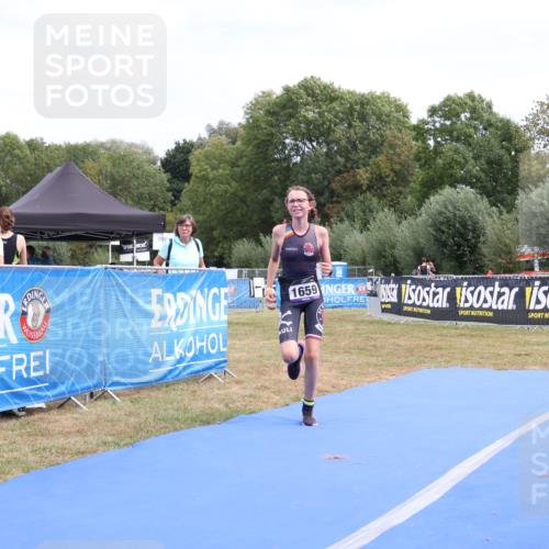 31.08.2025 - Elbe Triathlon Hamburg Strokosch-Dieckow http://msf.ph/oto/8658024 31.08.2025 13:08:20 Ziel 1659 meine-sportfotos.de